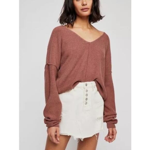 Free People Mocha Brown Take Me‎ Places Draped Oversized V-Neck Sweater - Medium - Picture 1 of 7